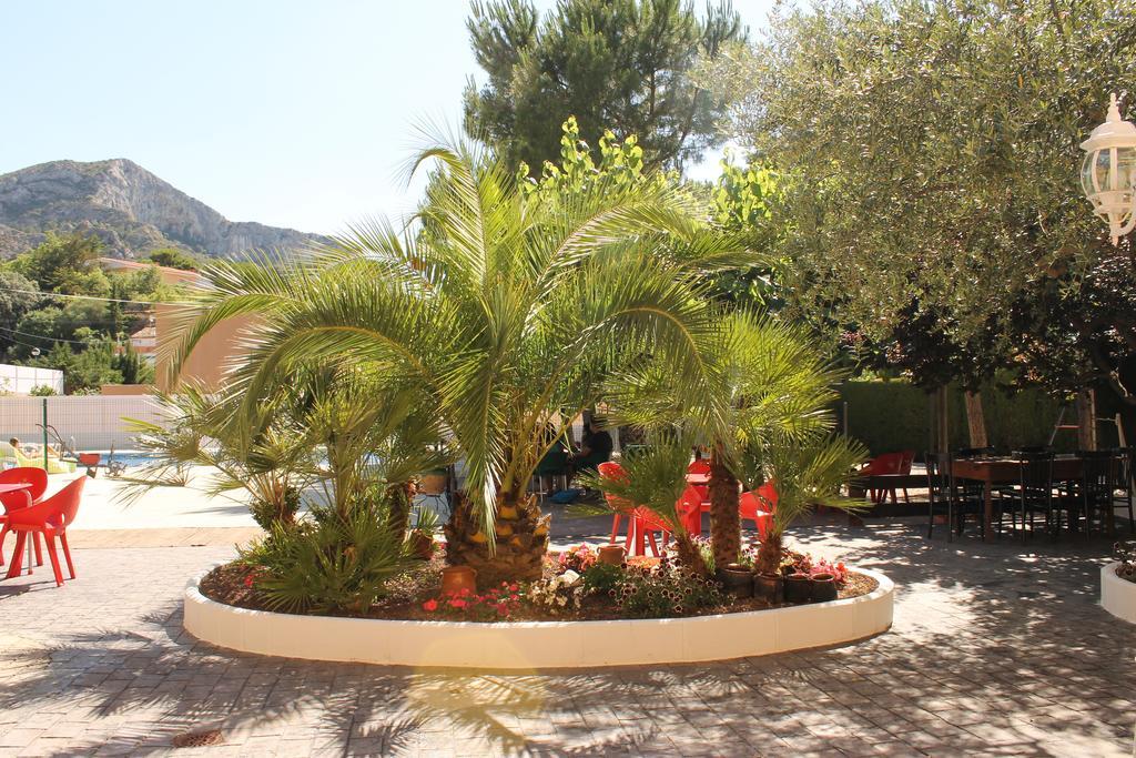 Hostal Braseria Tivissa Exterior photo